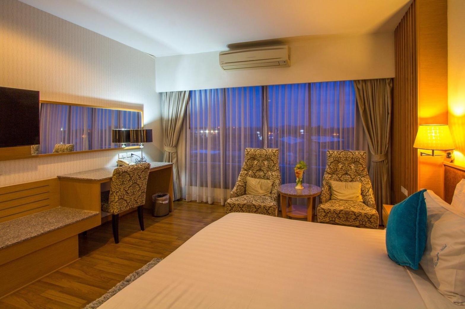 Mamaison Hotel Buriram Exterior photo