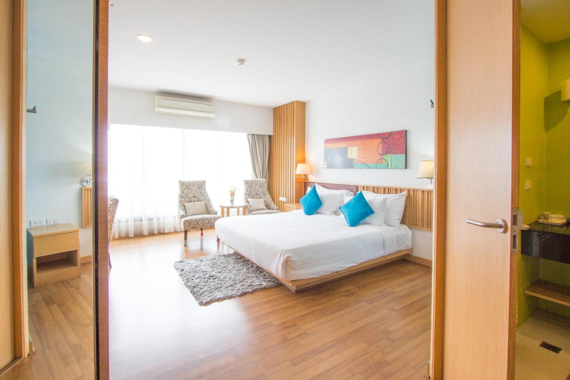 Mamaison Hotel Buriram Exterior photo