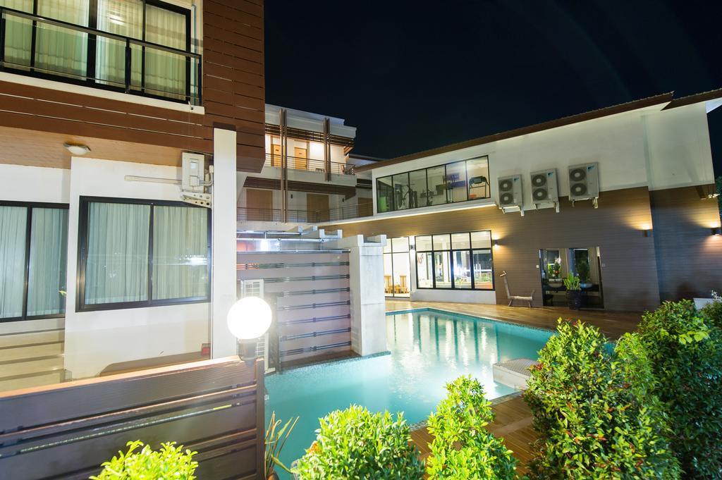 Mamaison Hotel Buriram Exterior photo